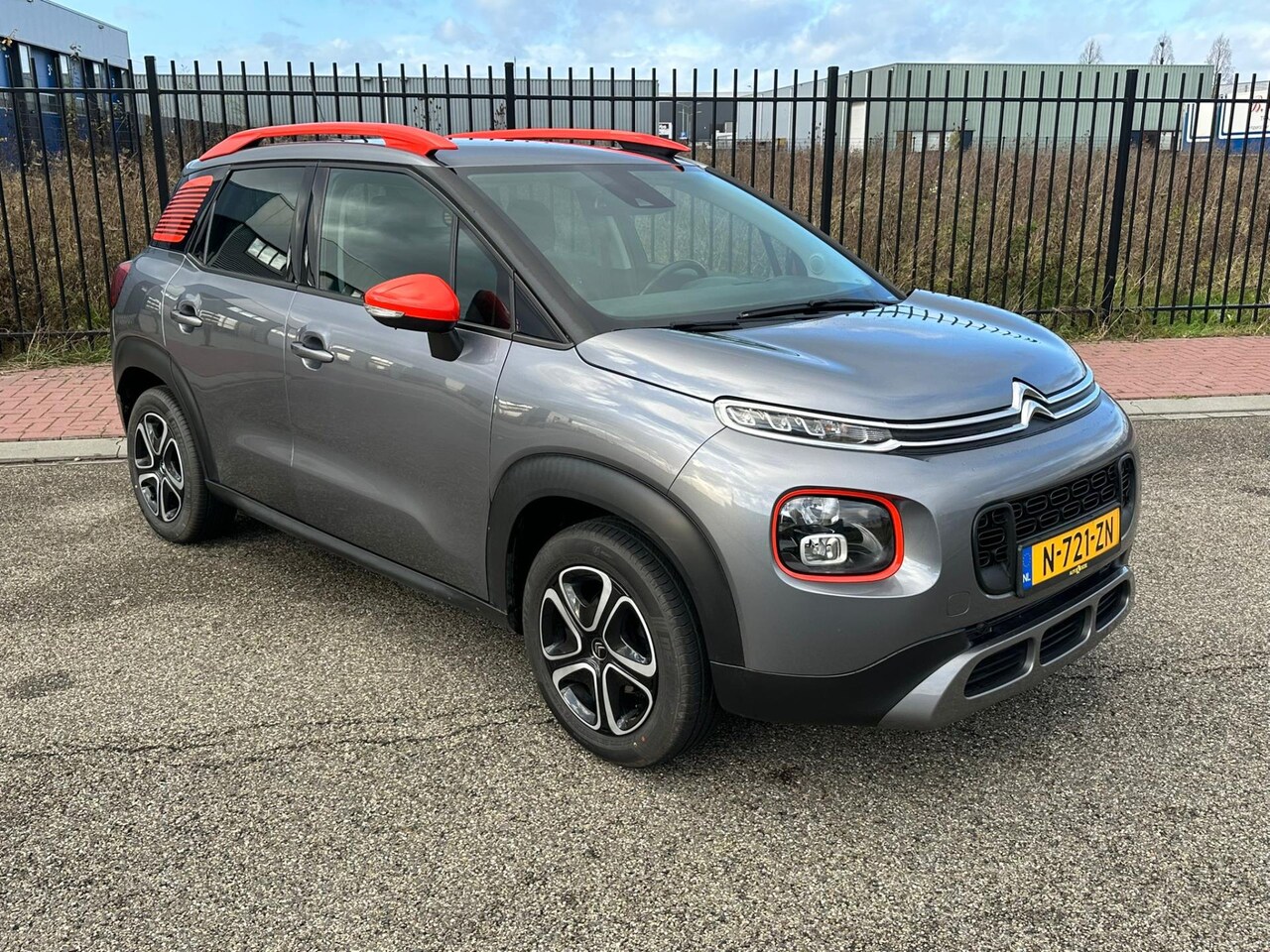 Citroën C3 Aircross - 1.2 PureTech S&S Shine 1.2 PureTech S&S Shine - AutoWereld.nl