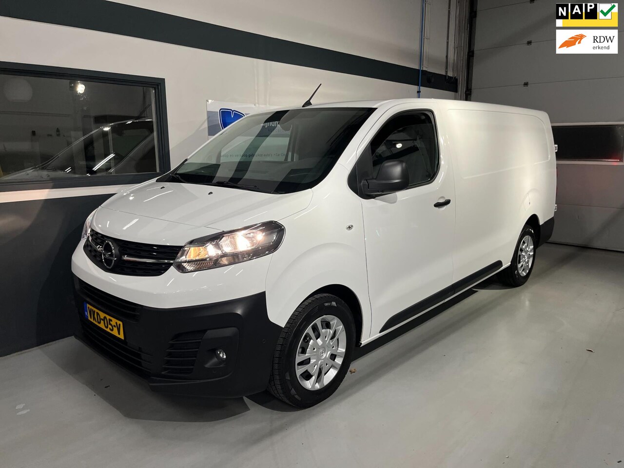 Opel Vivaro - 2.0 CDTI L2H1 Edition Navi|trekh|3Pers - AutoWereld.nl