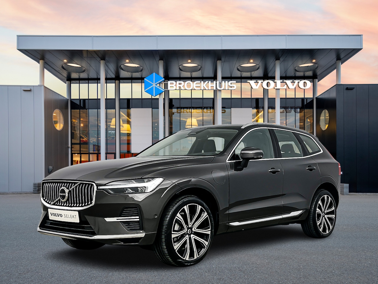 Volvo XC60 - Recharge T6 AWD Ultimate Bright | 21'' | Luchtvering | 360 camera | Head-up | Panoramadak - AutoWereld.nl