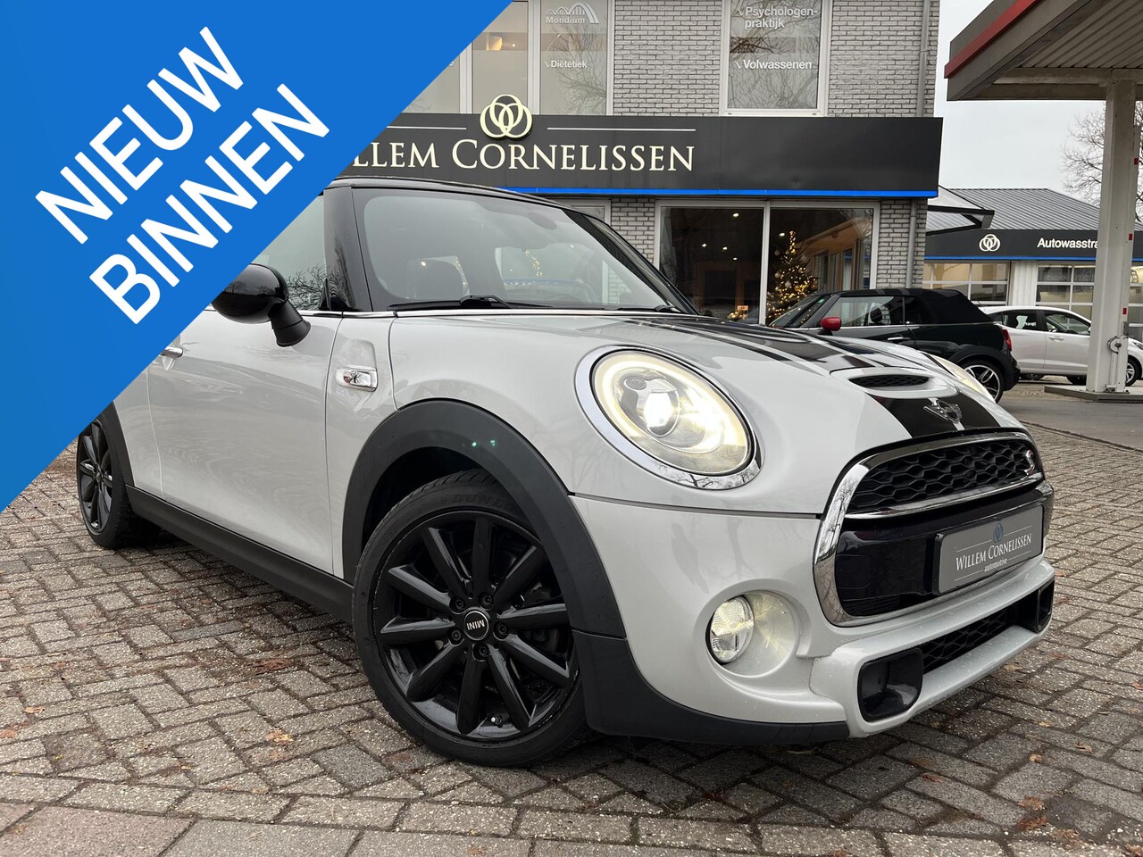 MINI Cooper S - Mini 2.0 Chili Pano Navi Pro Harman/Kardon LED - AutoWereld.nl