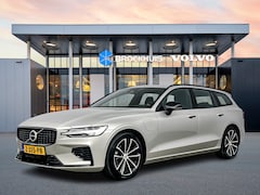 Volvo V60 - T6 Recharge Plus Dark | Panoramadak | Sportstoelen | 360 Camera | Harman Kardon | Trekhaak