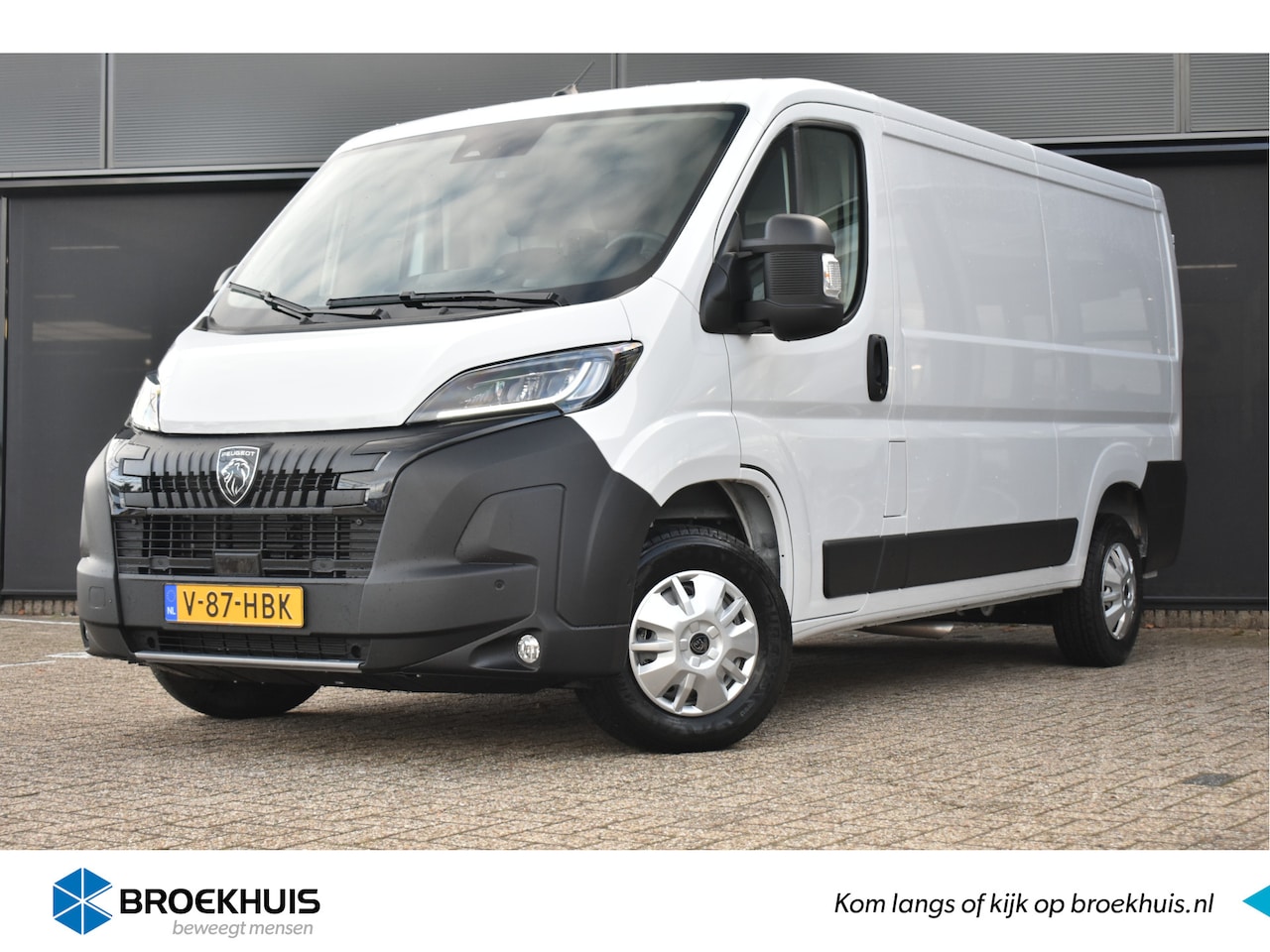 Peugeot Boxer - 2.2 BlueHDi 120 S&S L2H1 3.0t DEMO-DEAL! | Trekhaak | Digitale Spiegel | Achteruitrijcamer - AutoWereld.nl