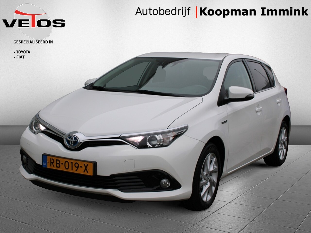 Toyota Auris - 1.8 Hybrid Dynamic 1.8 Hybrid Dynamic - AutoWereld.nl