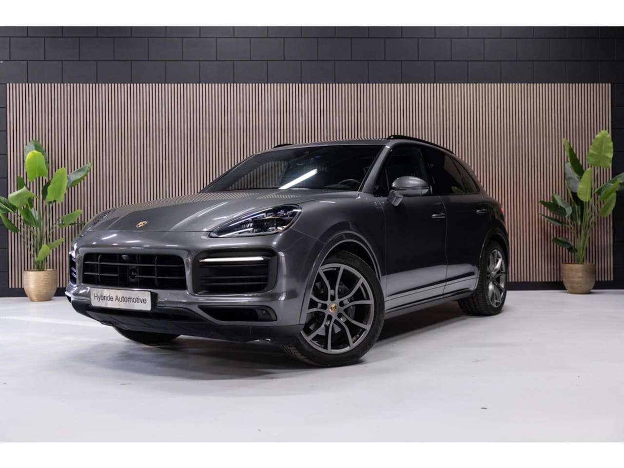 Porsche Cayenne - 3.0 V6 416pk E-Hybrid S Tiptronic S Platinum Edition | PANO | AL - AutoWereld.nl