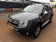 Dacia Duster - 1.2 TCe 4x2 Prestige / Navi / PDC / Trekhaak