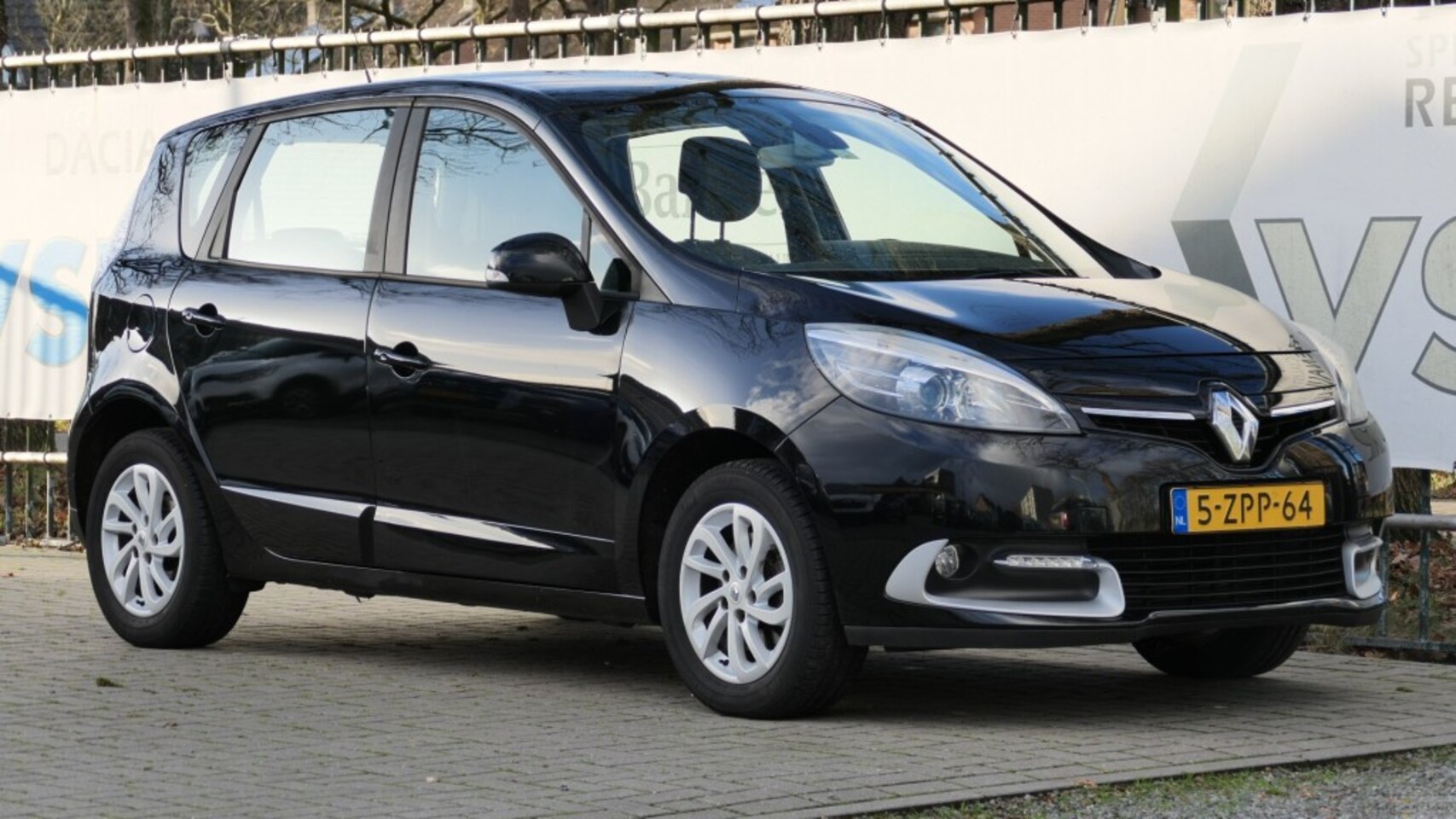 Renault Scénic - TCe 115 Limited - AutoWereld.nl