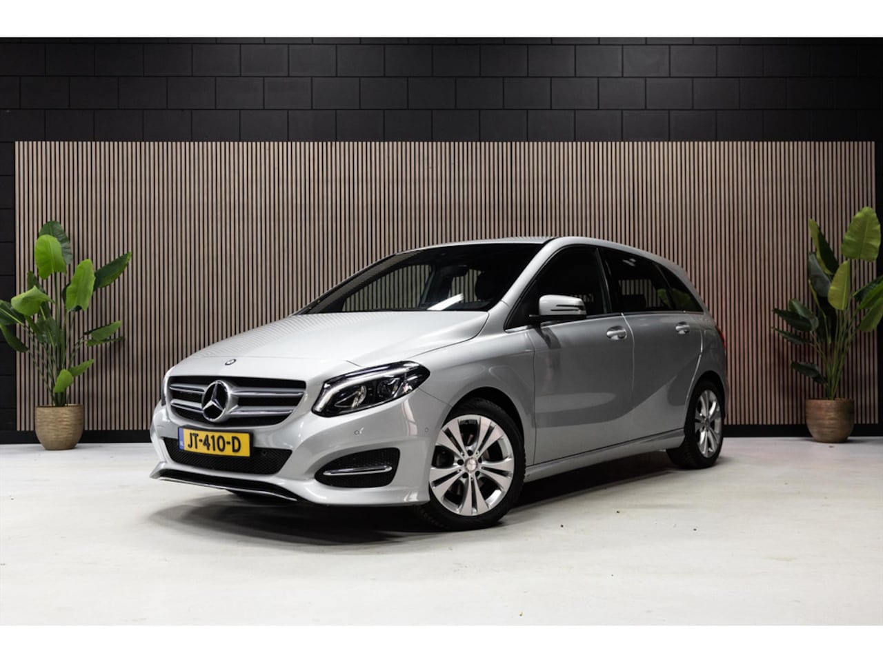 Mercedes-Benz B-klasse - B 180 122PK Prestige | CAMERA | AUTOMAAT | LED | - AutoWereld.nl