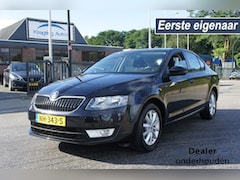 Skoda Octavia - 1.0 TSI GRT AMB. BNS 1eEIG NAVI/CRUISE/PDC DEALER ONDERHOUDEN