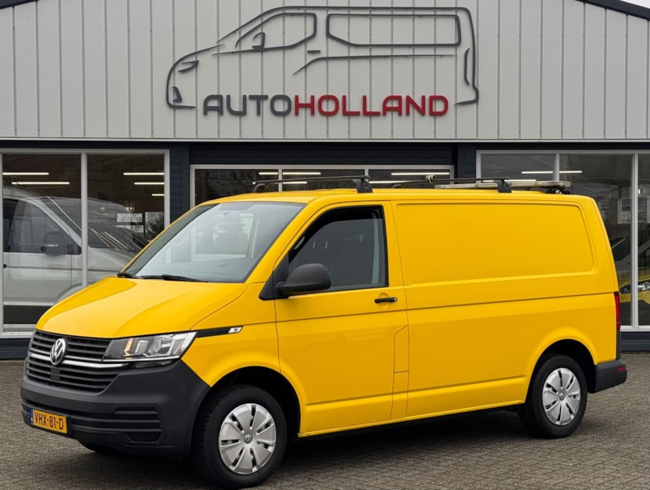 Volkswagen Transporter - 2.0 TDI 66KW 90PK EURO 6 AIRCO/ TREKHAAK/ BIJRIJDERSBANK/ 100% D - AutoWereld.nl