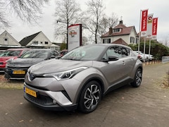 Toyota C-HR - 1.8 HYBRID BI-TONE / ADAP. CRUISE / CAMERA / 18'' LMV / TREKHAAK