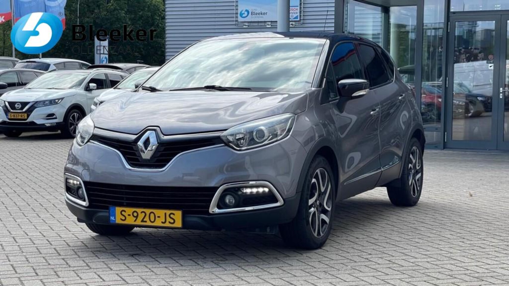 Renault Captur - 1.2 TCe Dynamique Automaat Keyless Cruise Navi Clima - AutoWereld.nl