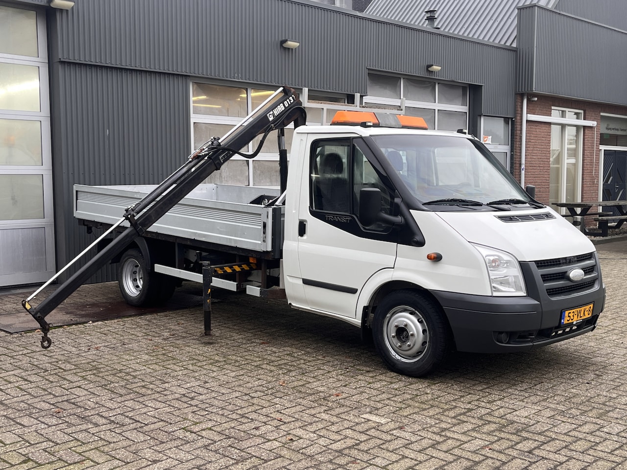 Ford Transit - 350L 2.4 TDCI Hiab Laadkraan 013T Trekhaak 2800kg trekgewicht 2-Persoons Open laadbak Pick - AutoWereld.nl