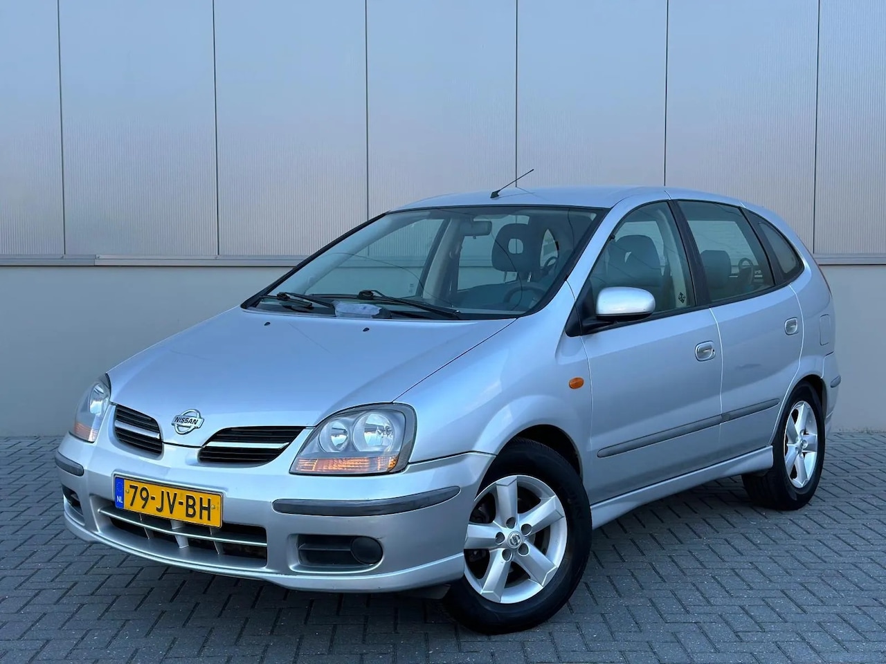 Nissan Almera Tino - 1.8 Ambience 1.8 Ambience - AutoWereld.nl