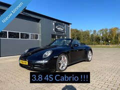 Porsche 911 Cabrio - 3.8 Carrera 4S