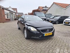 Volvo V40 - V-40 2.0 T3 Momentum