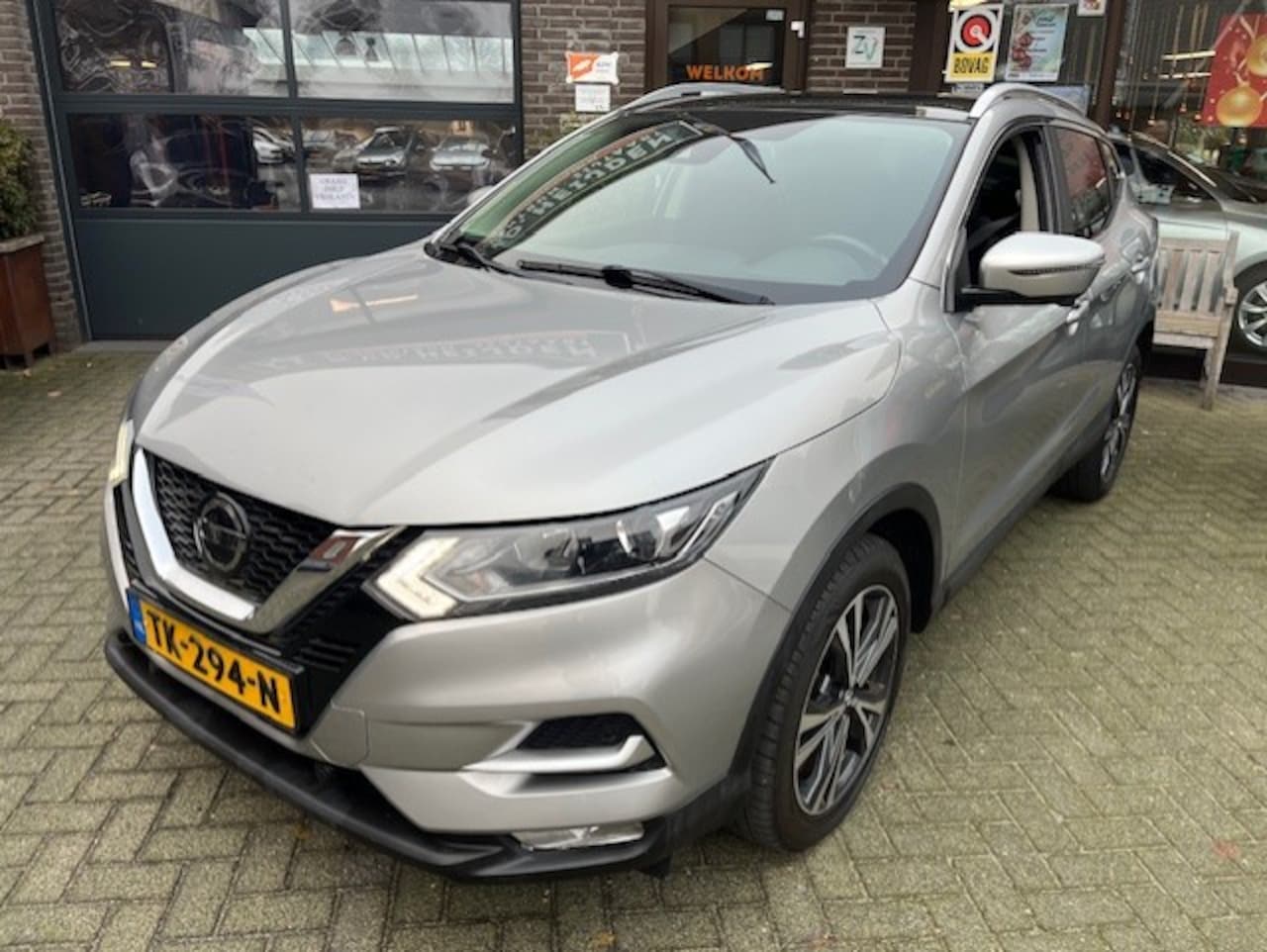 Nissan Qashqai - 1.2 DIG-T Navigatie - AutoWereld.nl