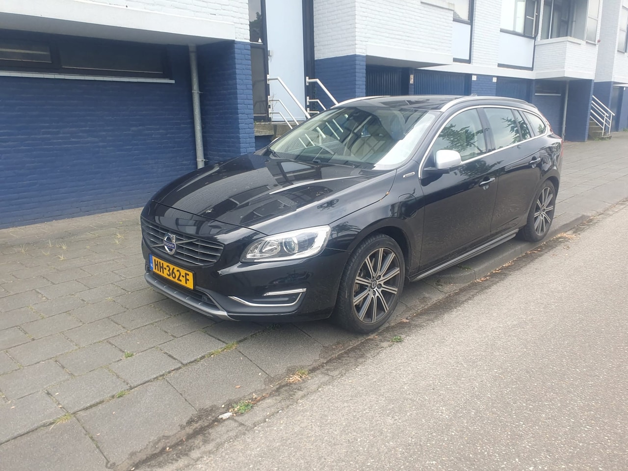 Volvo V60 - 2015 * 2.4 D6 Twin Engine Summum * 260.d KM * TOP CAR - AutoWereld.nl