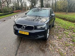 Volvo XC40 - 1.5 T2 Momentum