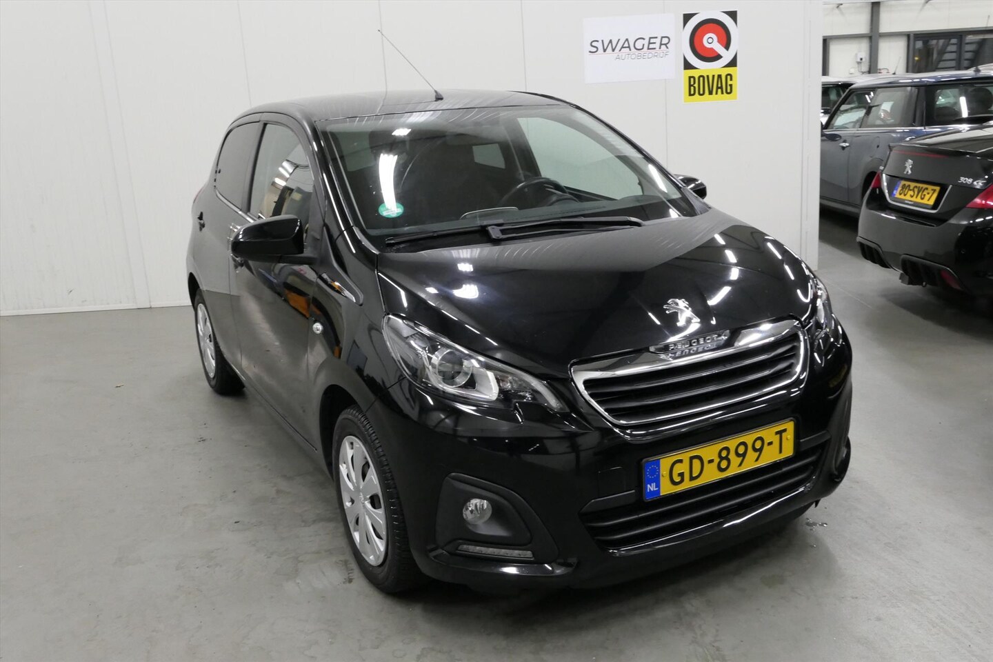 Peugeot 108 - 1.0 VTi 68pk 5D Active AUTOMAAT - AutoWereld.nl