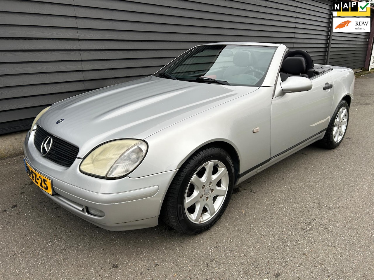 Mercedes-Benz SLK-klasse - 200 Lichte Schade APK tm 19-06-2025 - AutoWereld.nl