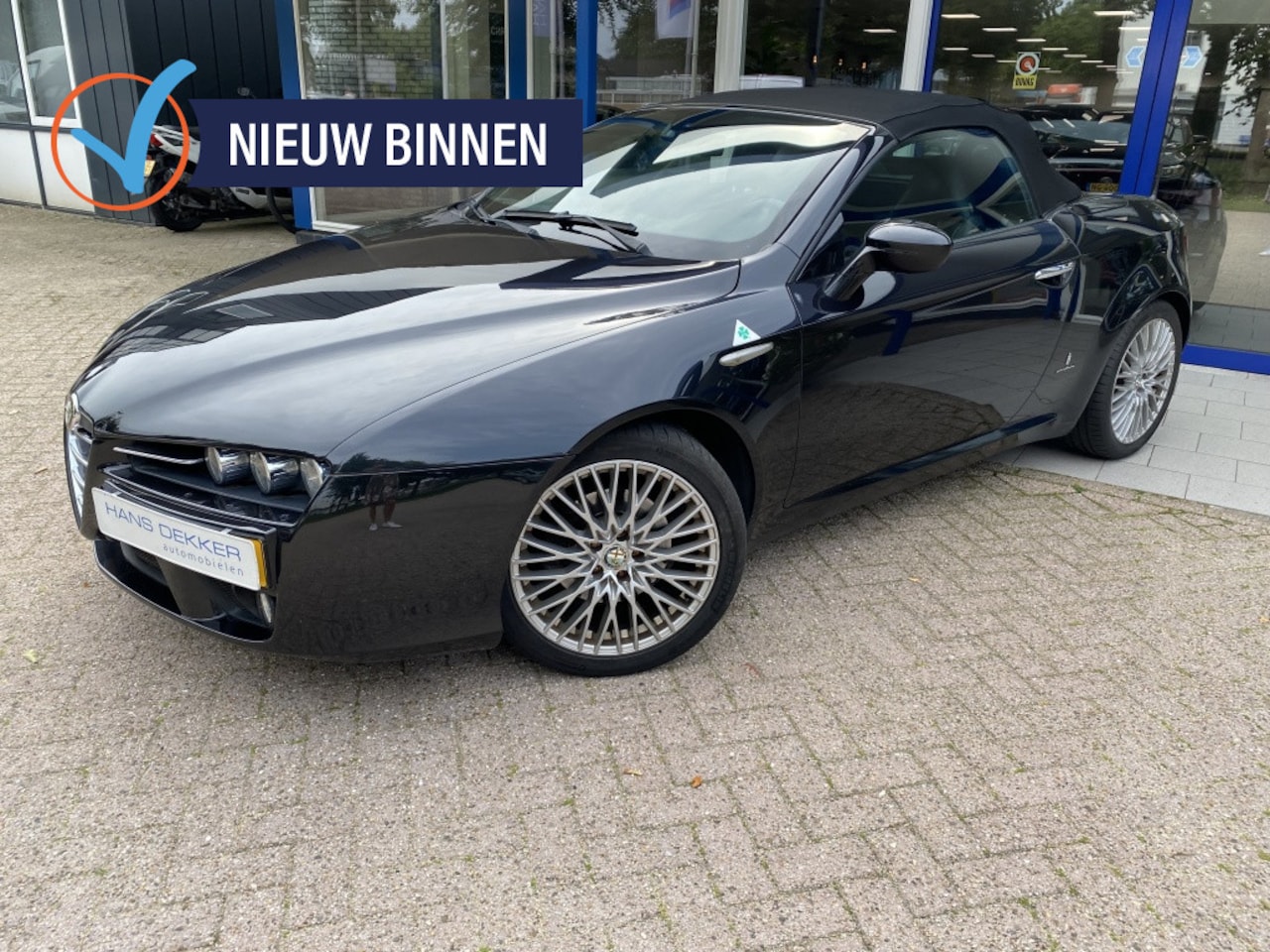 Alfa Romeo Spider - 2.2 JTS Exclusive leer/navigatie/airco - AutoWereld.nl