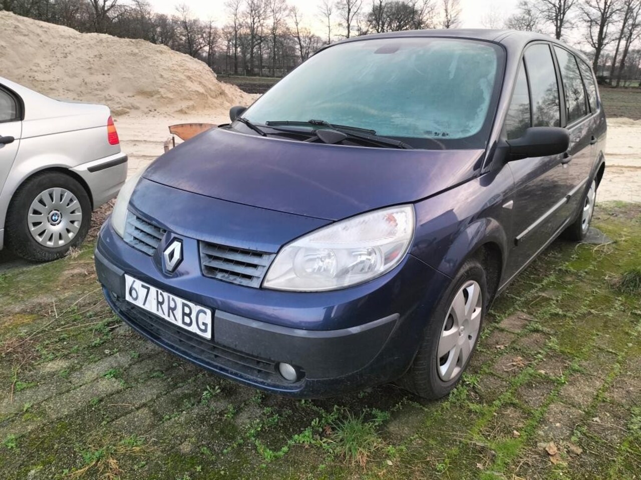 Renault Mégane Scénic - SCENIC; GRAND 1.5 DCI 78KW E4. Export - AutoWereld.nl