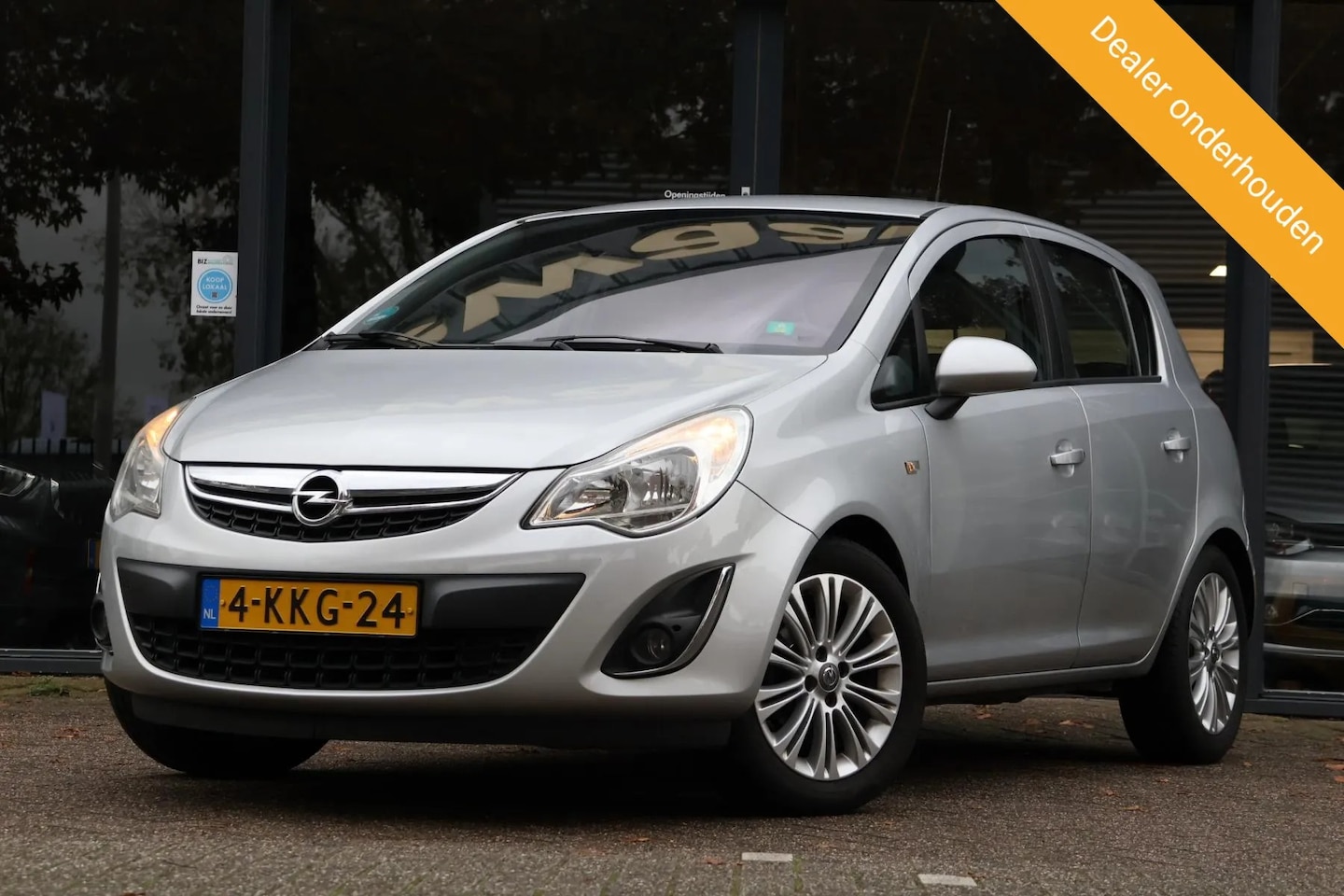 Opel Corsa - 1.4-16V Cosmo 1.4 16V Cosmo - AutoWereld.nl