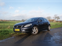 Volvo V40 - 2.0 D2 Momentum Business