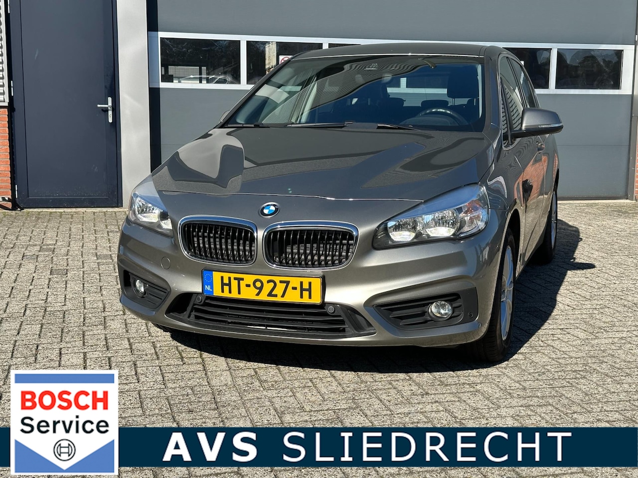 BMW 2-serie Active Tourer - 220i Essential / 4 cilinder / Achteruitrijcamera / 50.000km - AutoWereld.nl