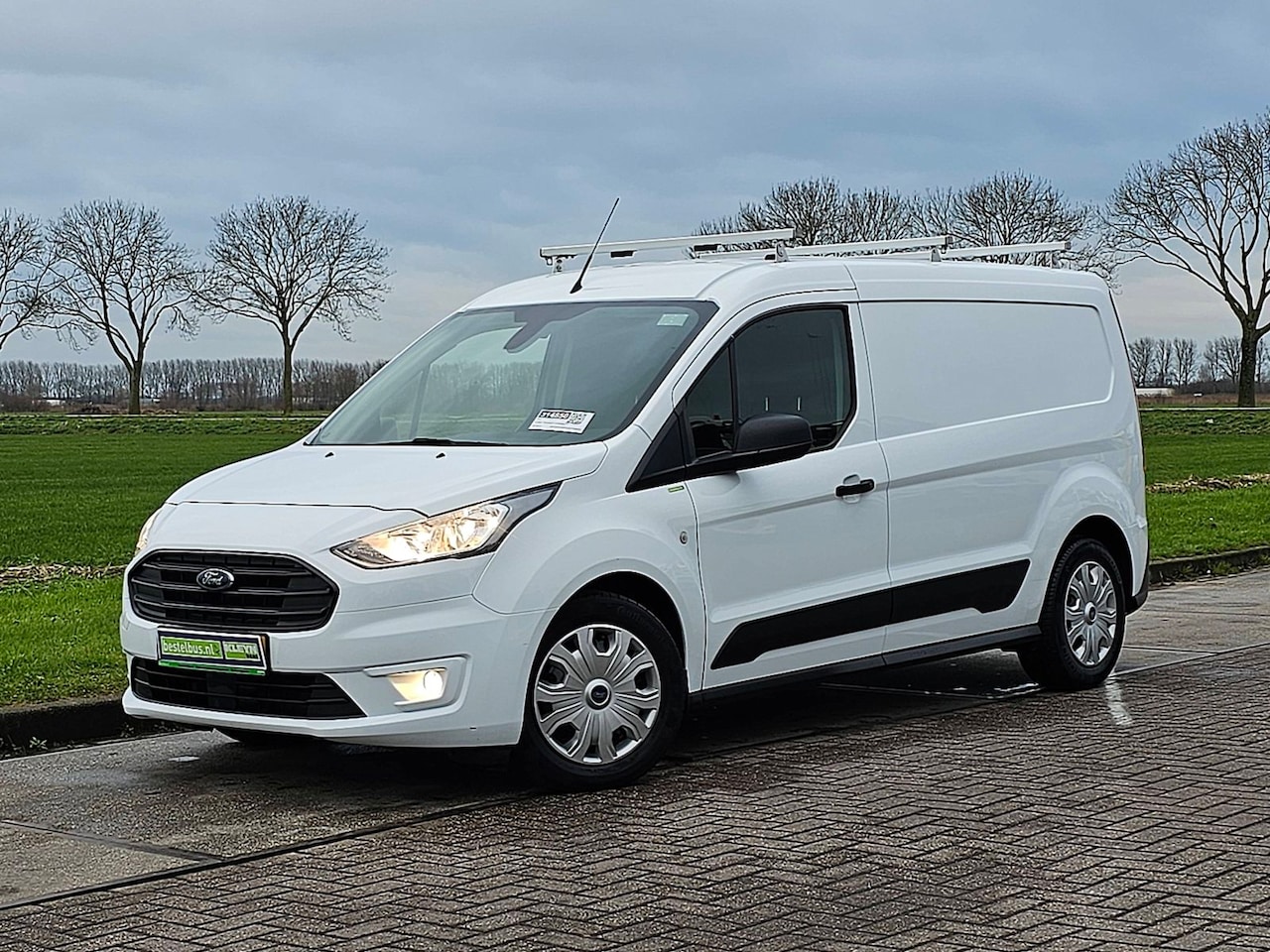 Ford Transit Connect - 1.5 EcoBlue L2 Trend Navi Airco 100Pk Trekhaak Camera 1e Eigenaar oh-Historie NAP Euro6! - AutoWereld.nl