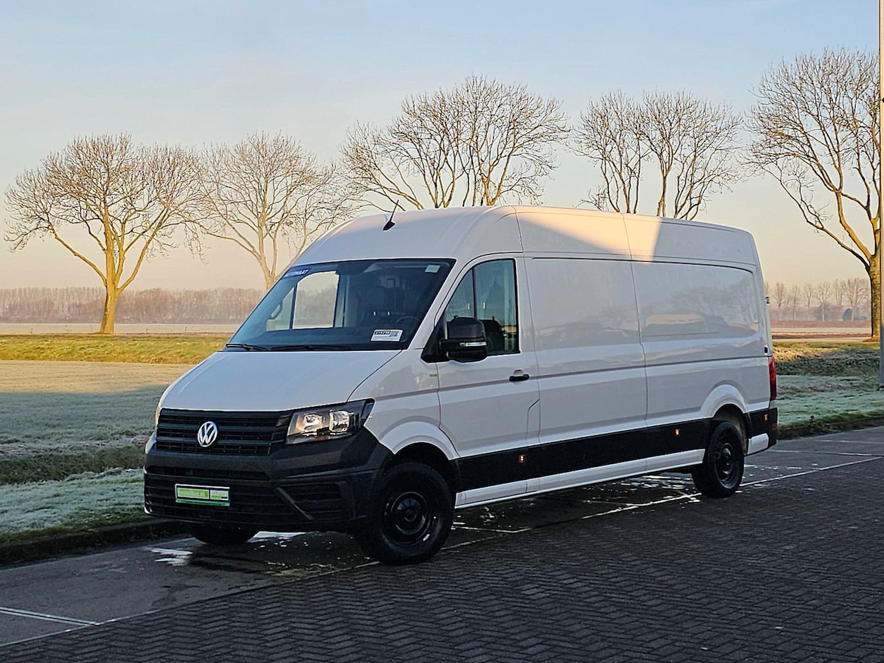 Volkswagen Crafter - 35 2.0 TDI L4H3 EURO 6 Automaat 140Pk Camera 270Gr-Deuren Navi - AutoWereld.nl