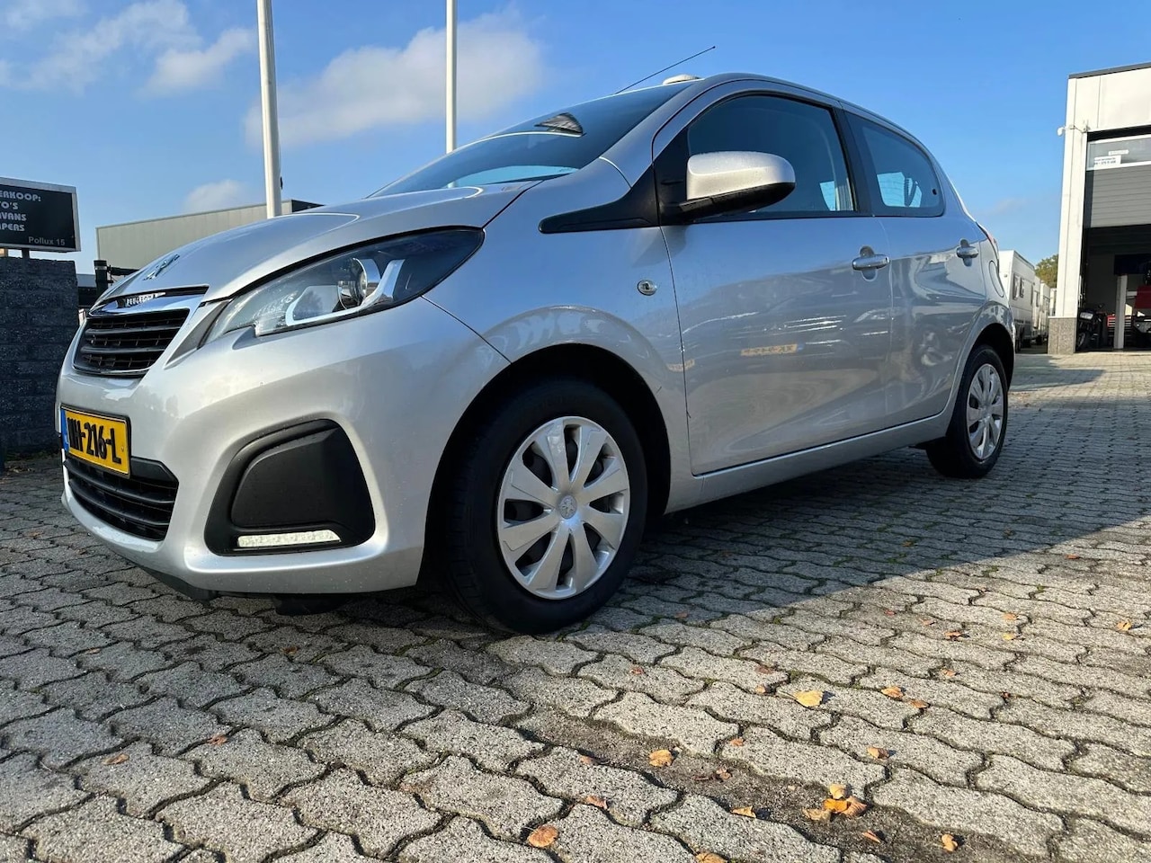 Peugeot 108 - 1.0 e-VTi Active 1.0 e-VTi Active - AutoWereld.nl