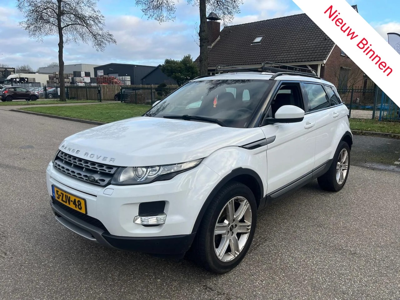 Land Rover Range Rover Evoque - 2.2 eD4 2WD Pure PANO/ MOTOR TIKT! - AutoWereld.nl