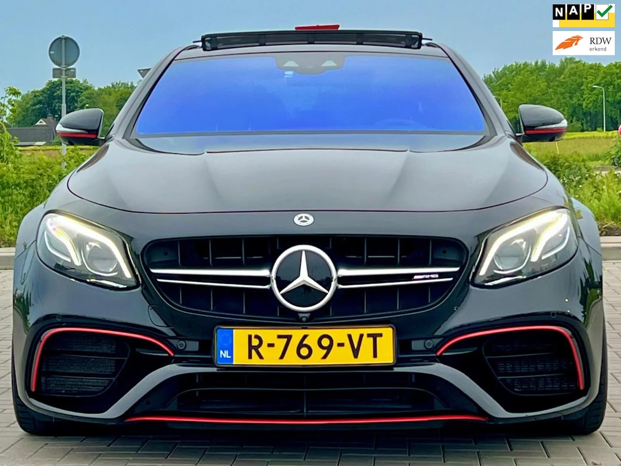 Mercedes-Benz E-klasse - E63 AMG 4x4 MET Mercedes garantie Pano /Massage/Acc - AutoWereld.nl