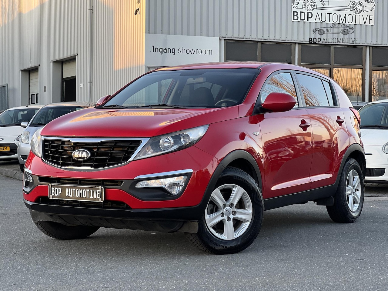 Kia Sportage - 2.0 BusinessLine AUTOMAAT/PDC/LM VELGEN - AutoWereld.nl