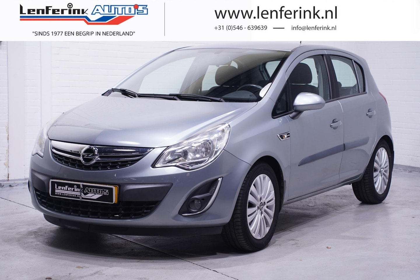 Opel Corsa - 1.4-16V Anniversary Edition Navi Cruise Airco Trekhaak - AutoWereld.nl