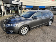 Ford Mondeo Wagon - 1.5 Titanium Lease Edition Navi, CarPlay, Skiluik, BTW verrekenbaar, zeer nette auto,