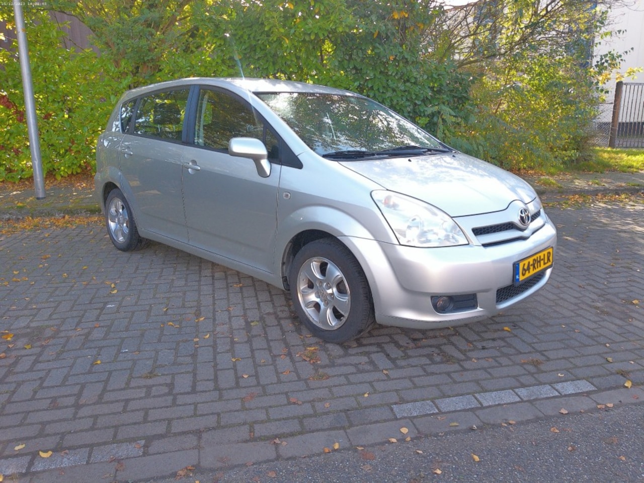 Toyota Verso - 1.8 VVT-i Sol 1.8 VVT-I SOL - AutoWereld.nl