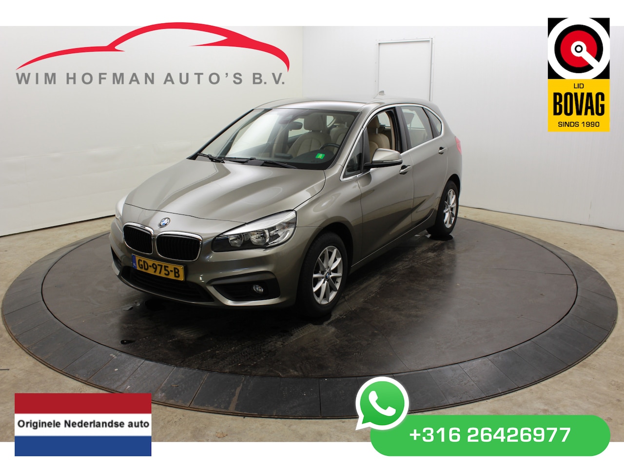 BMW 2-serie Active Tourer - 220i 192 PK Essential EL aKlep Trekhaak Vol Leder LM winterset - AutoWereld.nl