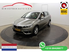 BMW 2-serie Active Tourer - 220i 192 PK Essential EL aKlep Trekhaak Vol Leder LM winterset