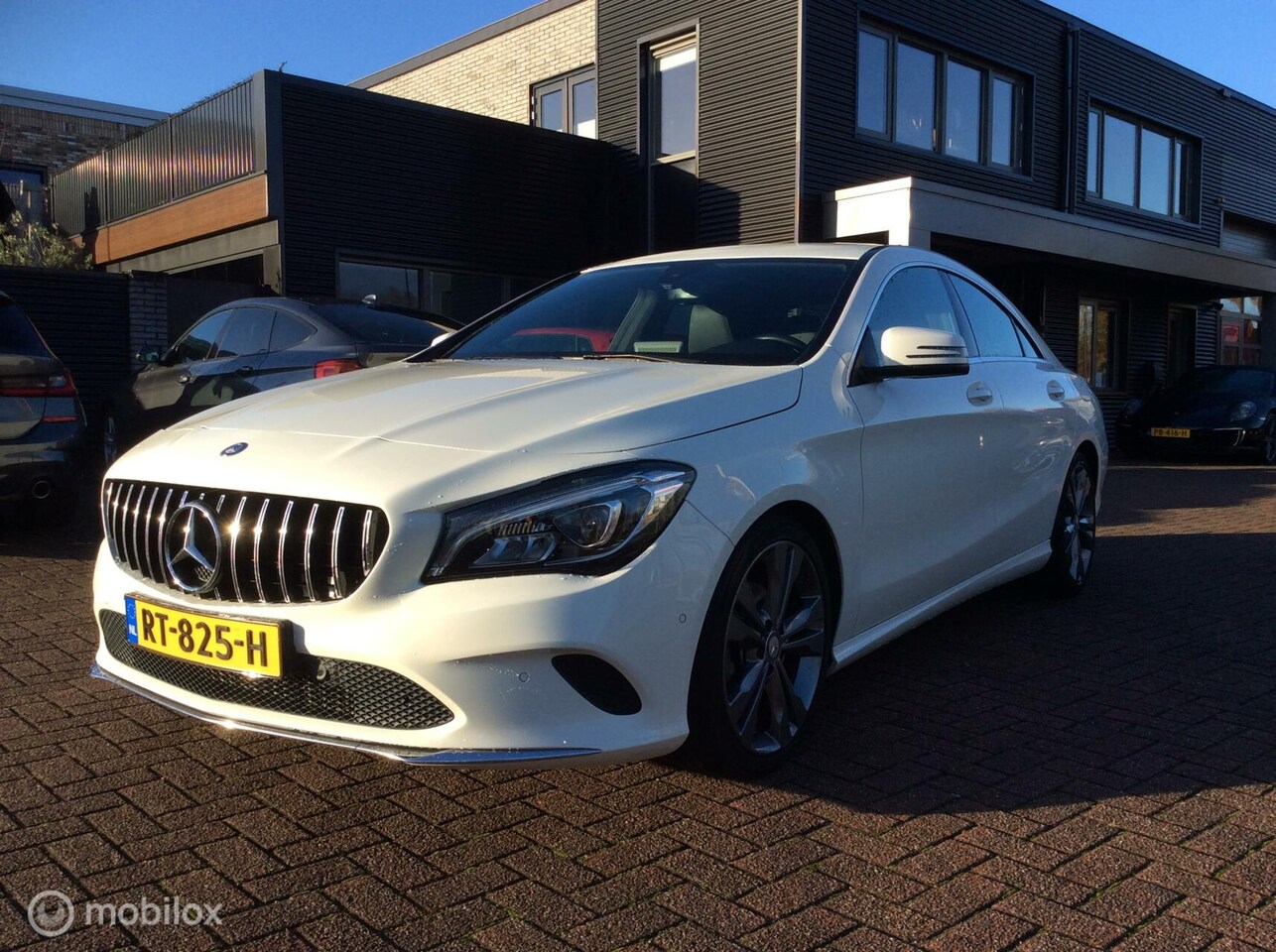 Mercedes-Benz CLA-Klasse - 180 d Business Solution Camera Navi 18"lm vlg Nap - AutoWereld.nl