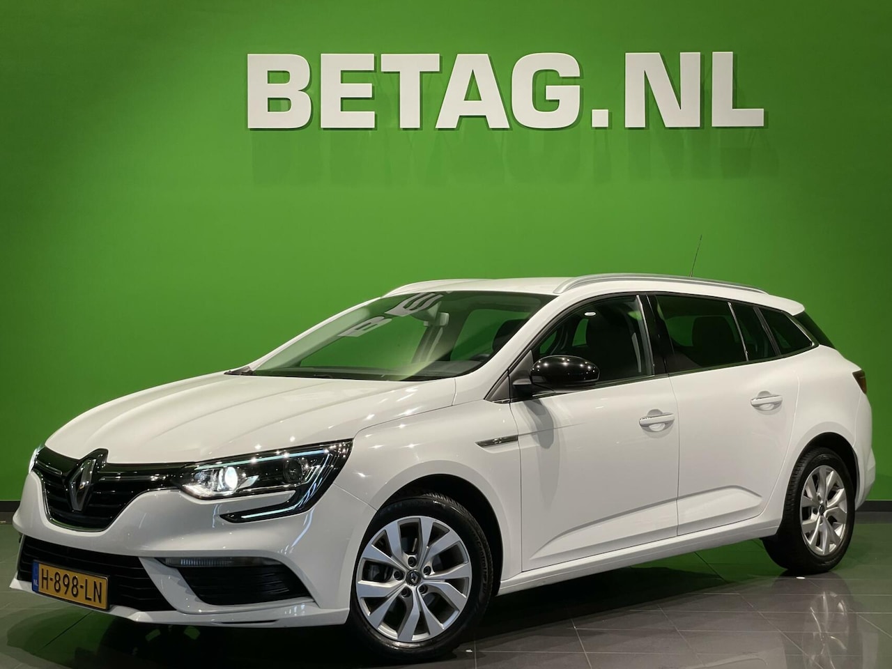 Renault Mégane Estate - 1.3 TCe Limited | 1700 KG trekgewicht | - AutoWereld.nl