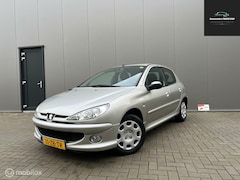 Peugeot 206 - 1.4 Forever