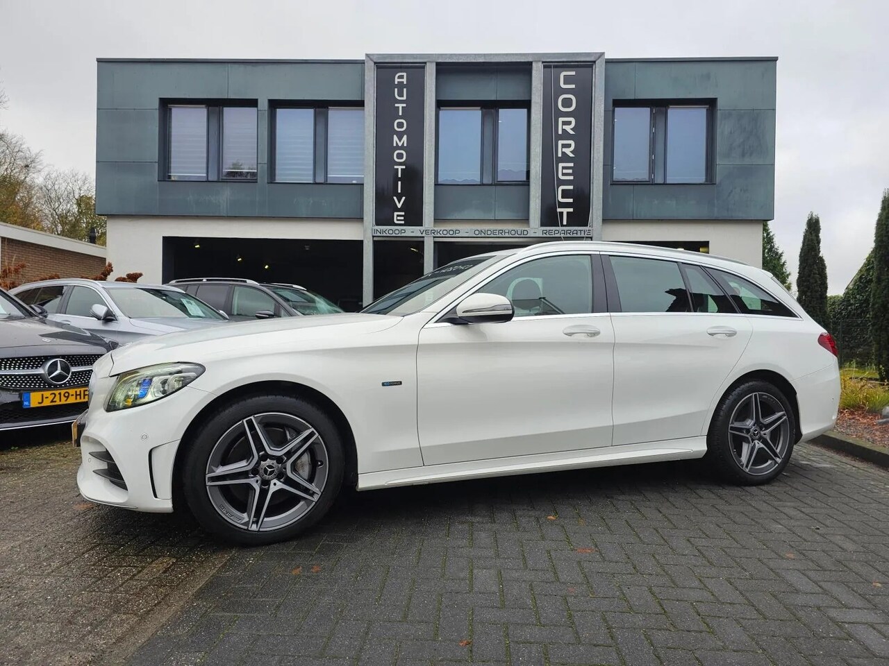 Mercedes-Benz C-klasse Estate - 300e Premium Plus Pack 300 e Premium Plus Pack - AutoWereld.nl