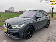 Volkswagen Tiguan - 1.5 TSI R-Line Business+, pano, stuur en stoel verw, 1e eig