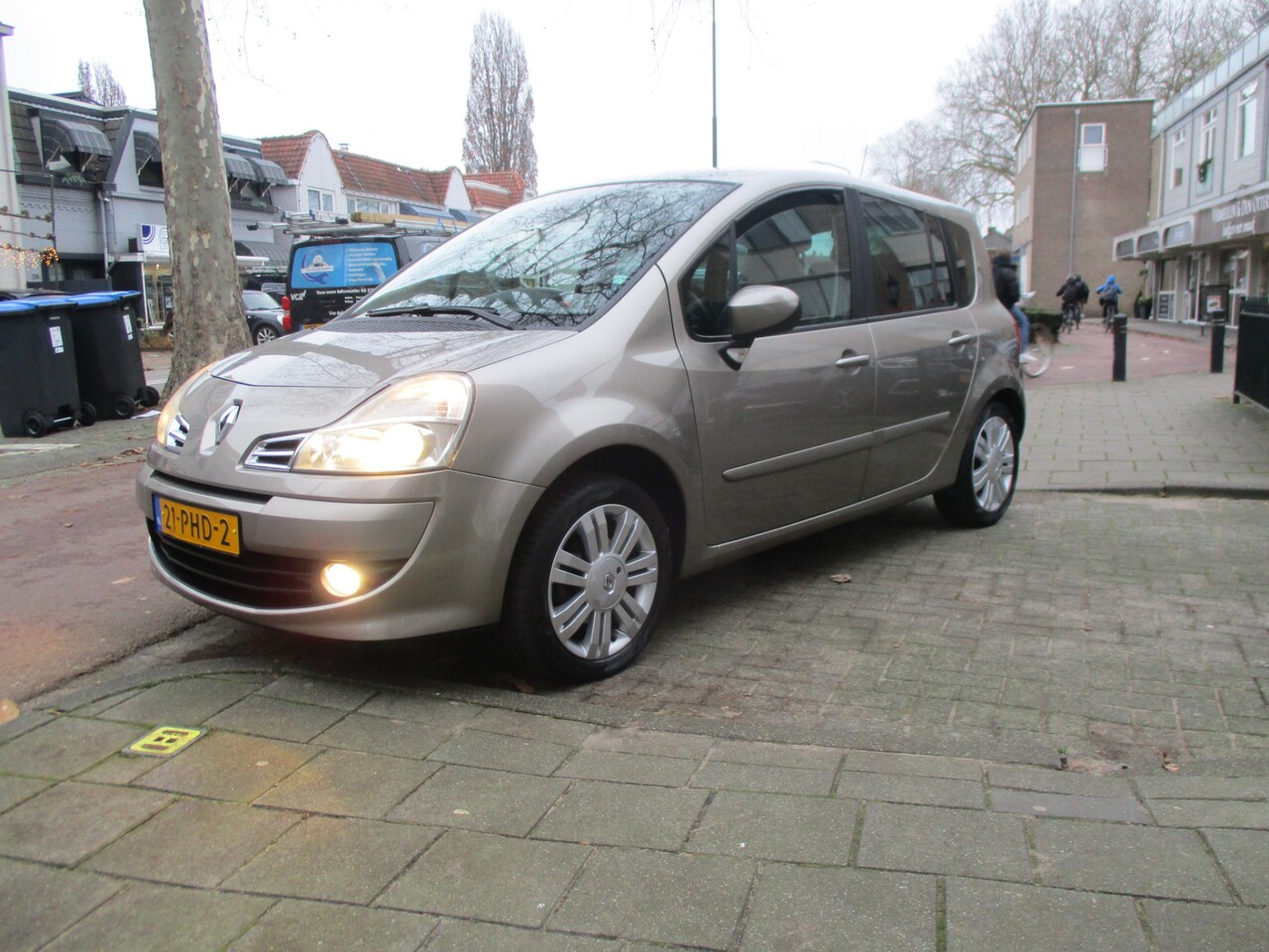 Renault Grand Modus - 1.2 TCE Exception 5-drs / AIRCO / TREKHAAK / NW-STAAT / 74dkm !!! - AutoWereld.nl