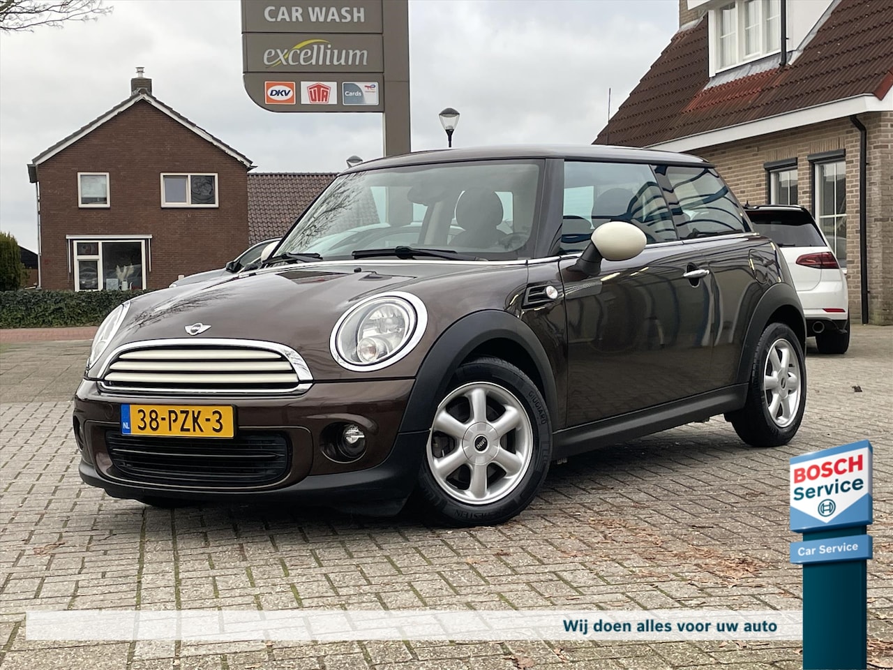 MINI Cooper - - 1.6 One / Orgineel Nl / Navigatie / Airco / Cruise / Lichtmetaal / Nieuwe apk - AutoWereld.nl