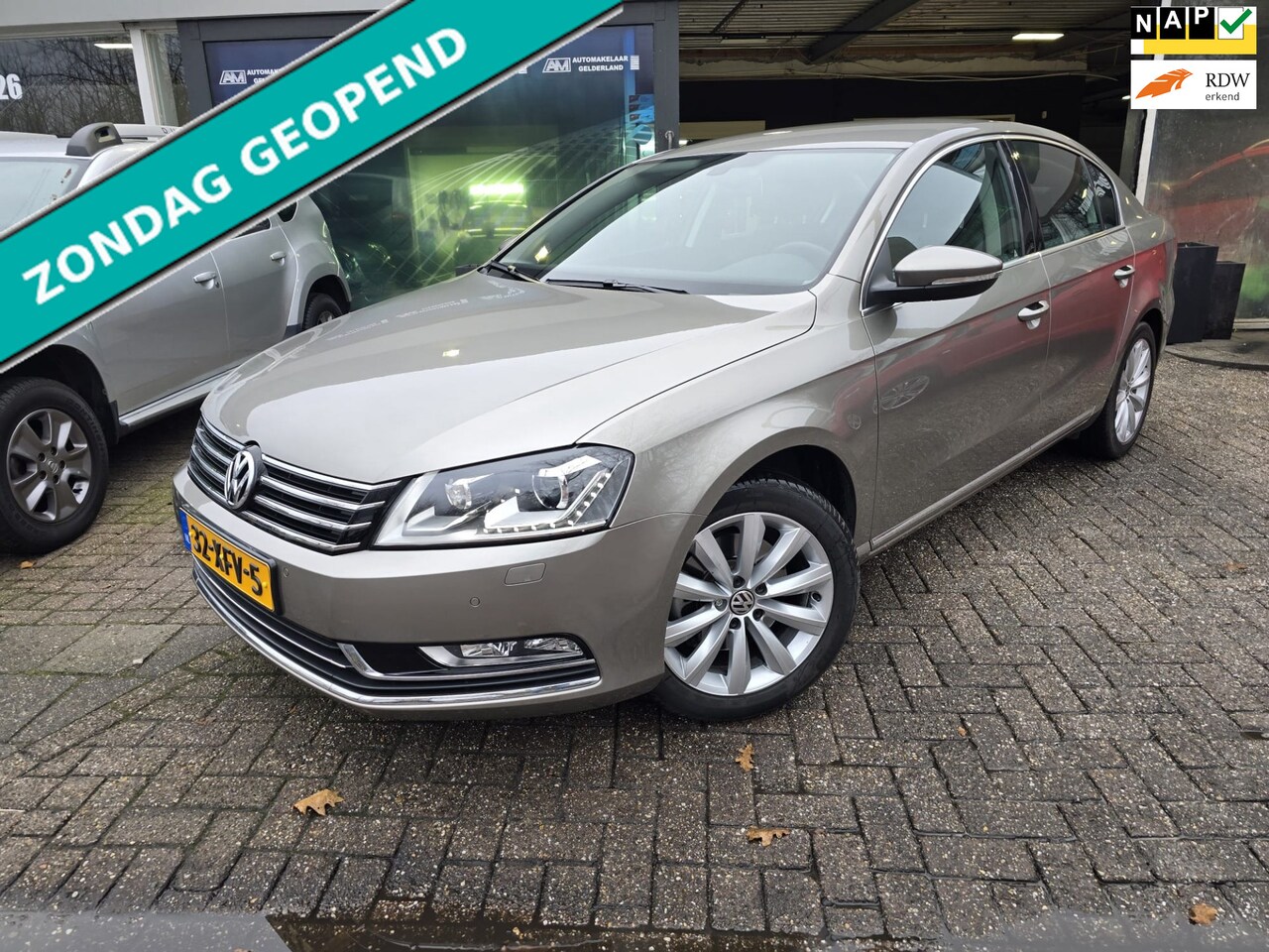 Volkswagen Passat - 1.8 TSI Highline | AUTOMAAT | 1E EIGENAAR | 12MND GARANTIE | NAVI | CAMERA | NL AUTO | - AutoWereld.nl