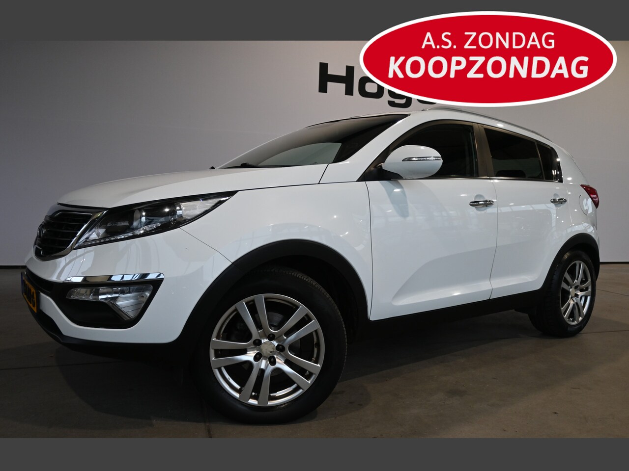 Kia Sportage - 2.0 X-ecutive Plus Pack Ecc Cruise Control Trekhaak 100% Onderhouden! Inruil Mogelijk! - AutoWereld.nl