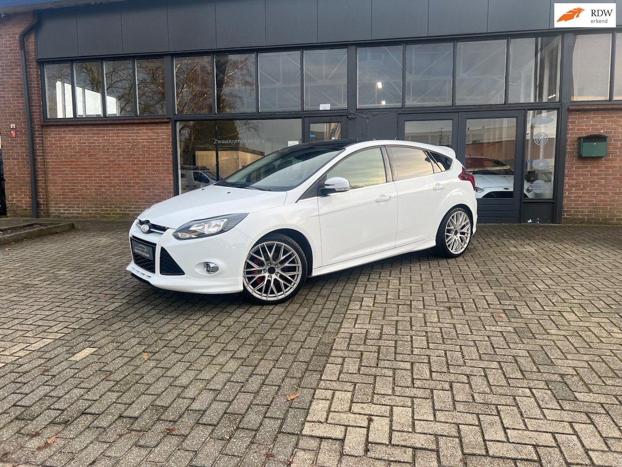 Ford Focus - 1.6 EcoBoost Titanium 1.6 EcoBoost Titanium, ST/RS, 150PK - AutoWereld.nl